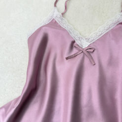 Σετ Σατέν Babydoll Τοπάκι και Σορτσάκι με Δαντέλα Slim Fit, Σάπιο Μήλο