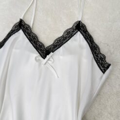 Σετ Σατέν Babydoll Τοπάκι και Σορτσάκι με Δαντέλα Slim Fit, Λευκό